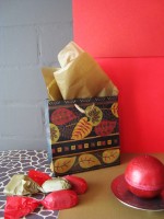 Bolsa de papel con 8 chocotejas